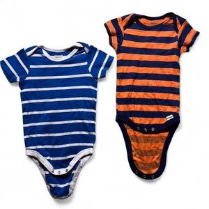 Striped baby onesie set